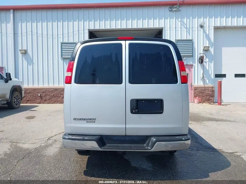 2016 CHEVROLET EXPRESS 3500 LT