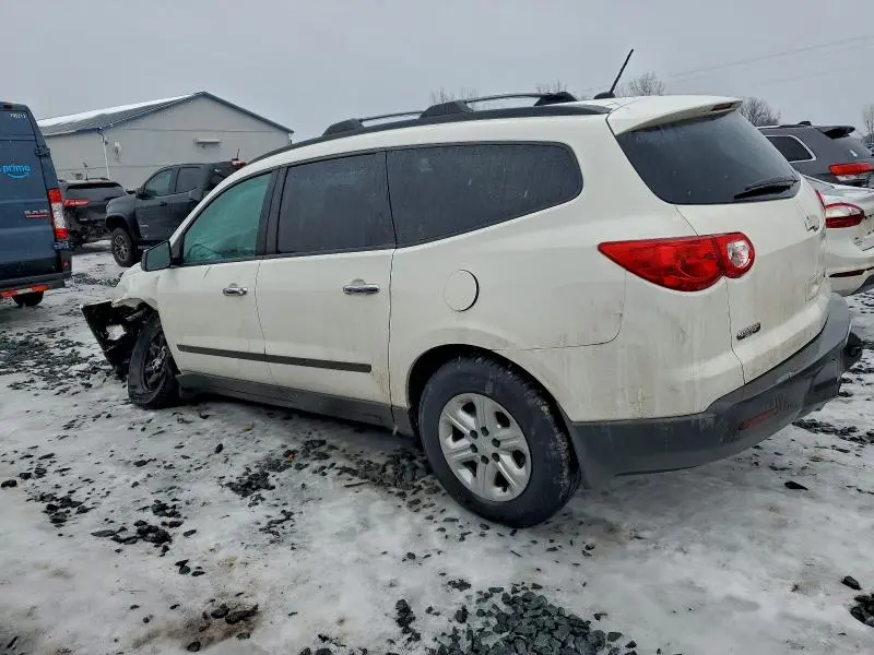 2012 CHEVROLET TRAVERSE LS  