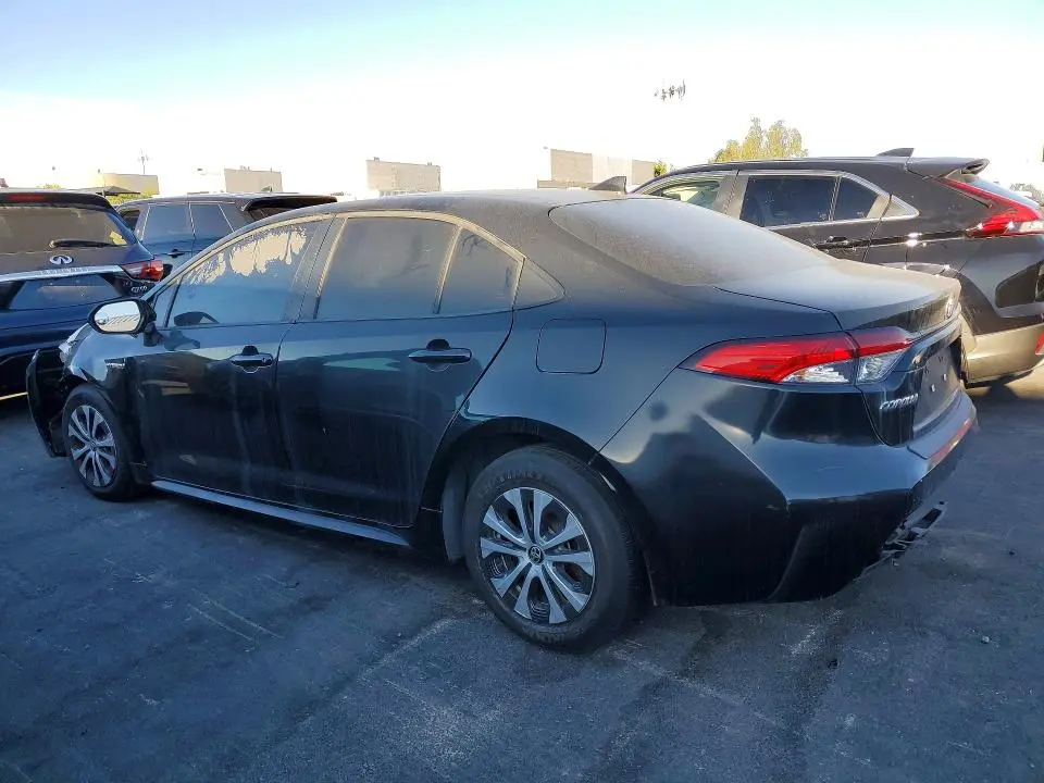 2021 TOYOTA COROLLA LE  
