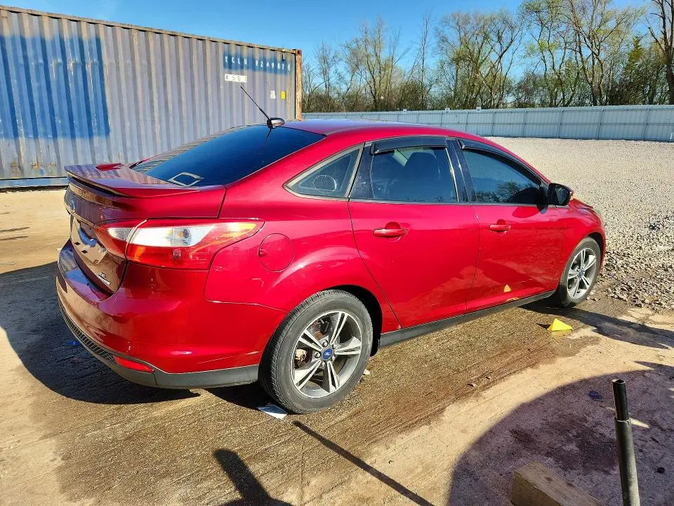 2014 FORD FOCUS SE  
