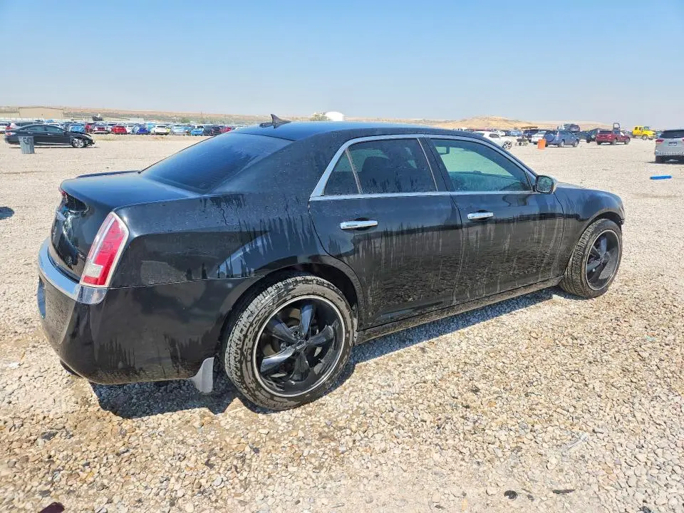 2013 CHRYSLER 300C   