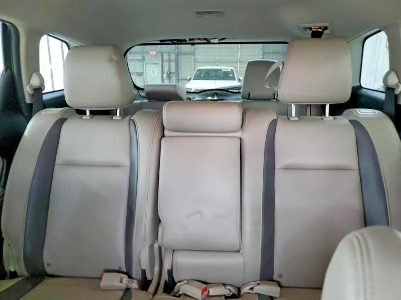 2012 MAZDA CX-9 TOURING  