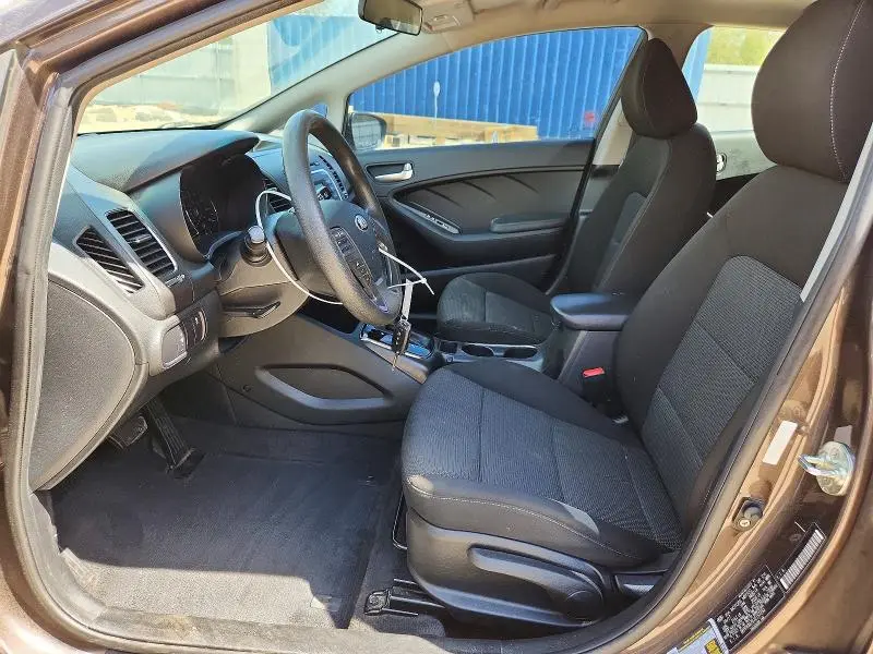 2018 KIA FORTE LX  