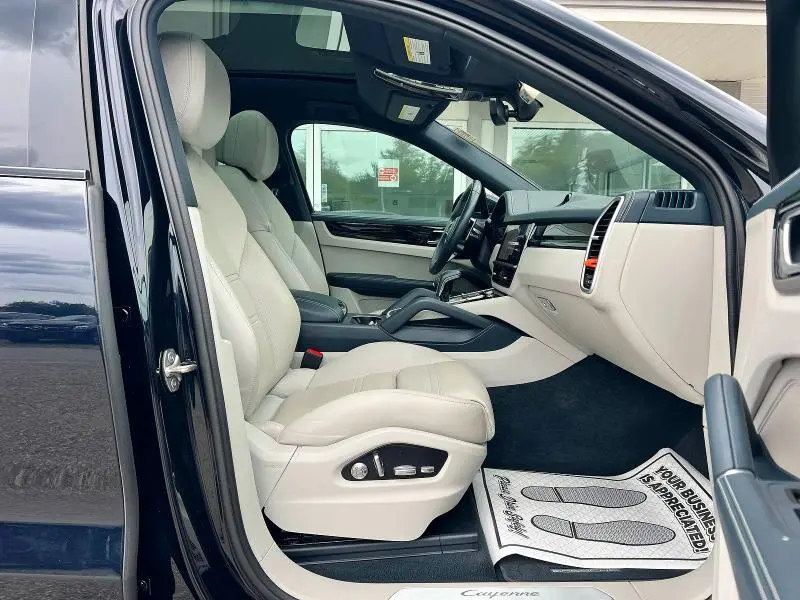 2021 PORSCHE CAYENNE COUPE  