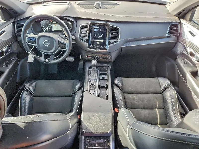 2019 VOLVO XC90 T6 R-DESIGN  