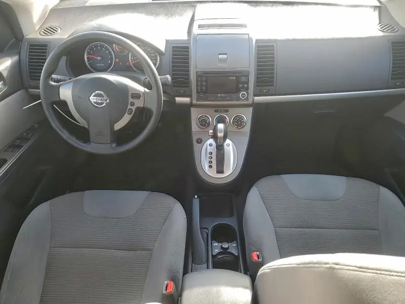 2010 NISSAN SENTRA 2.0  