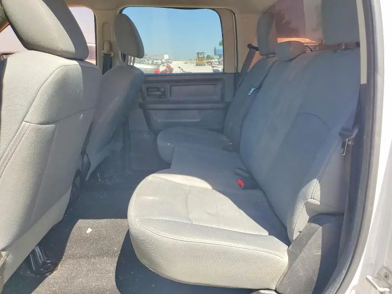 2014 RAM 1500 ST  