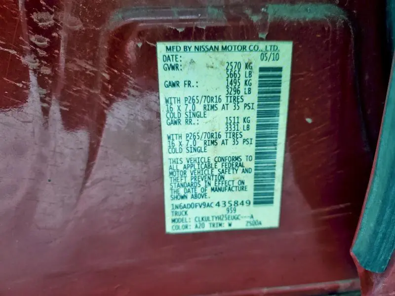 2010 NISSAN FRONTIER CREW CAB SE  