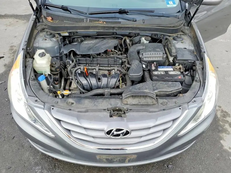 2012 HYUNDAI SONATA GLS  