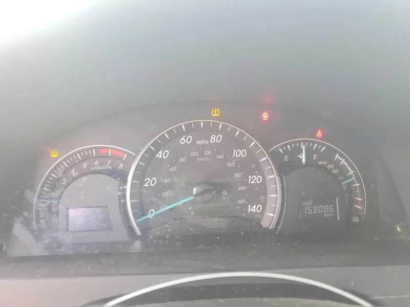 2012 TOYOTA CAMRY LE  