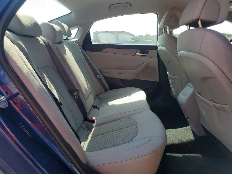 2017 HYUNDAI SONATA SE  