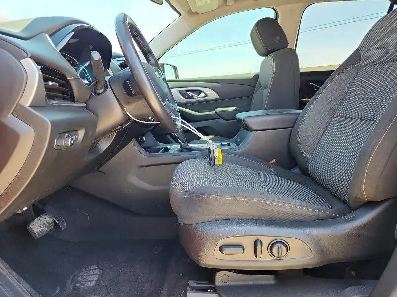 2018 CHEVROLET TRAVERSE LT  