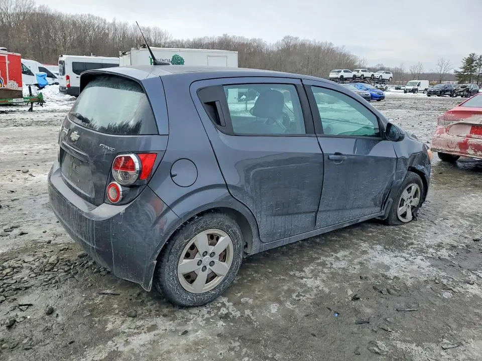 2013 CHEVROLET SONIC LS  