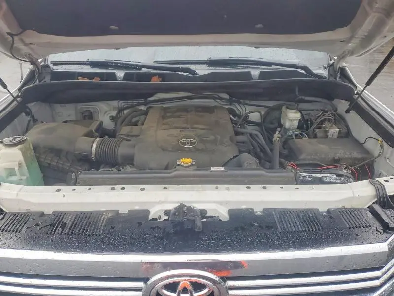 2016 TOYOTA TUNDRA CREWMAX SR5  