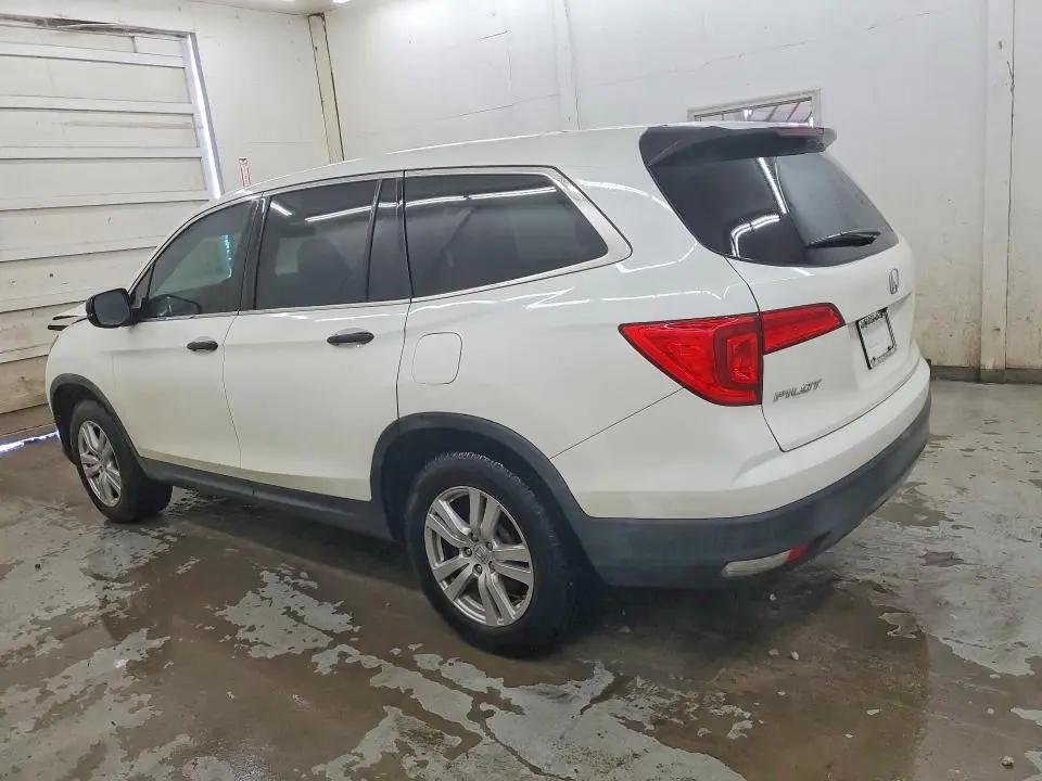 2018 HONDA PILOT LX  