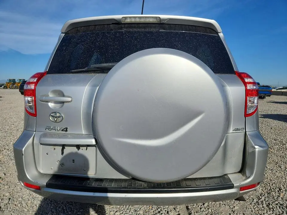 2012 TOYOTA RAV4 BASE  