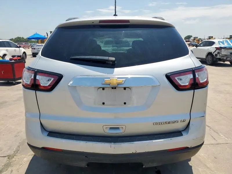2014 CHEVROLET TRAVERSE LS  