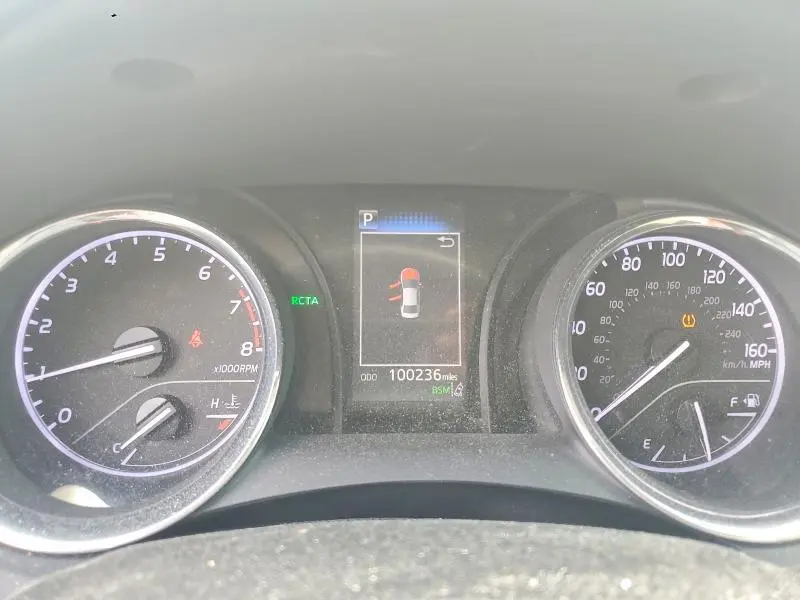 2019 TOYOTA CAMRY LE  