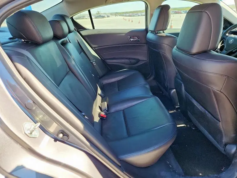 2013 ACURA ILX 20 TECH  