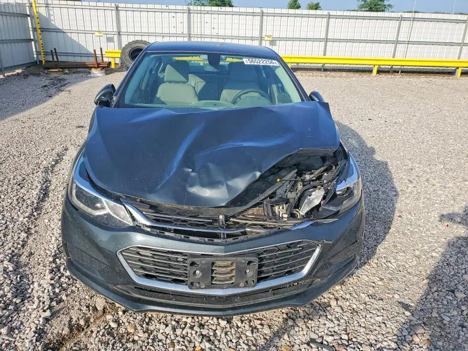 2017 CHEVROLET CRUZE LT  