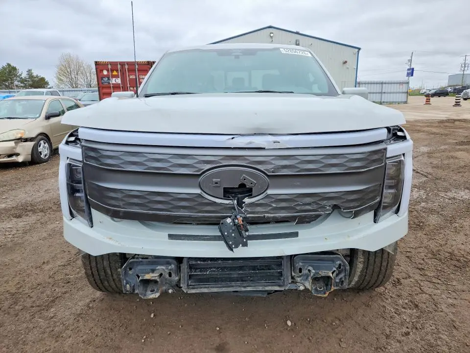 2024 FORD F150 LIGHTNING LARIAT  