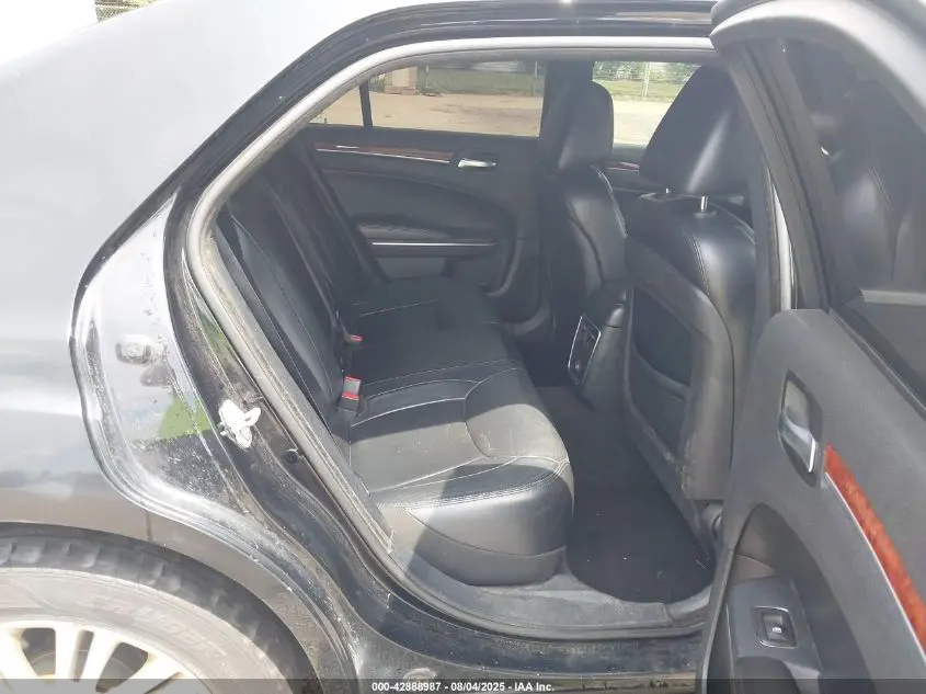 2014 CHRYSLER 300  