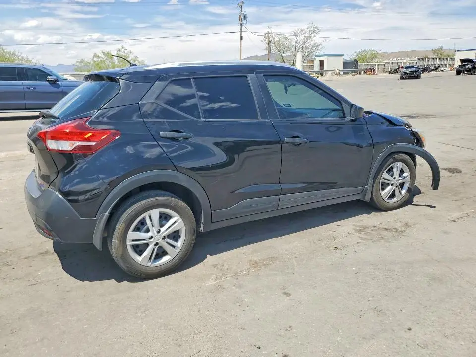 2019 NISSAN KICKS S  