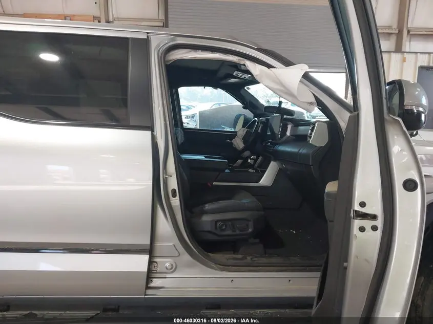 2024 TOYOTA TUNDRA PLATINUM