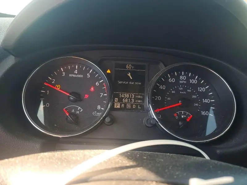 2013 NISSAN ROGUE S  
