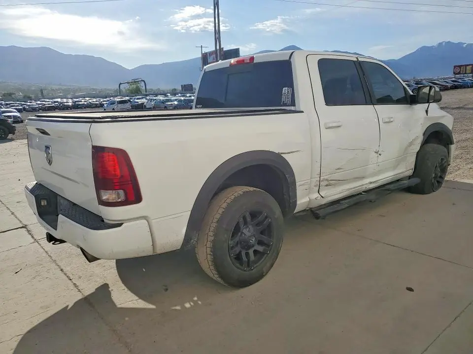 2016 RAM 1500 SPORT  