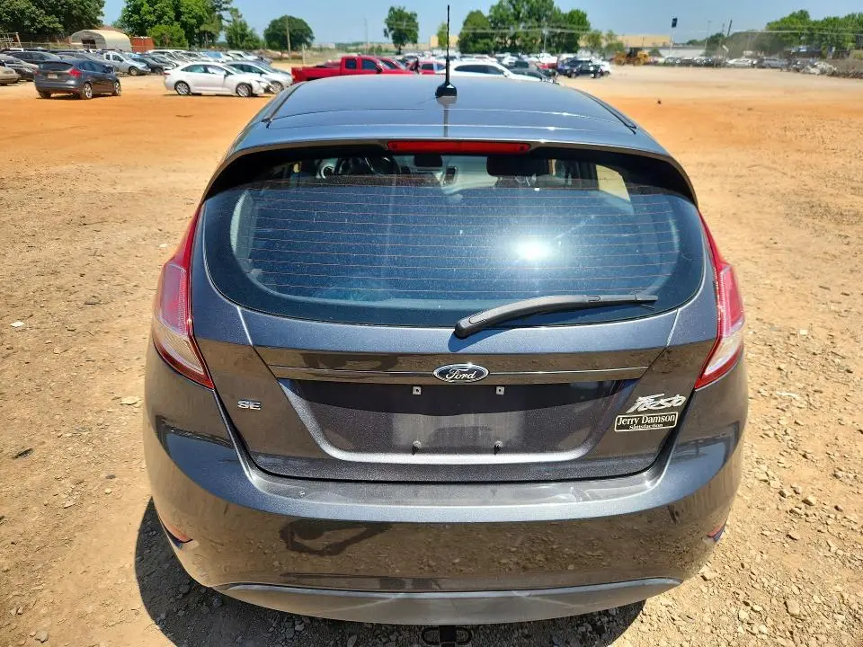 2017 FORD FIESTA SE  
