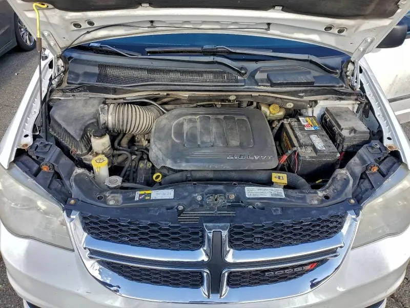 2014 DODGE GRAND CARAVAN SE  