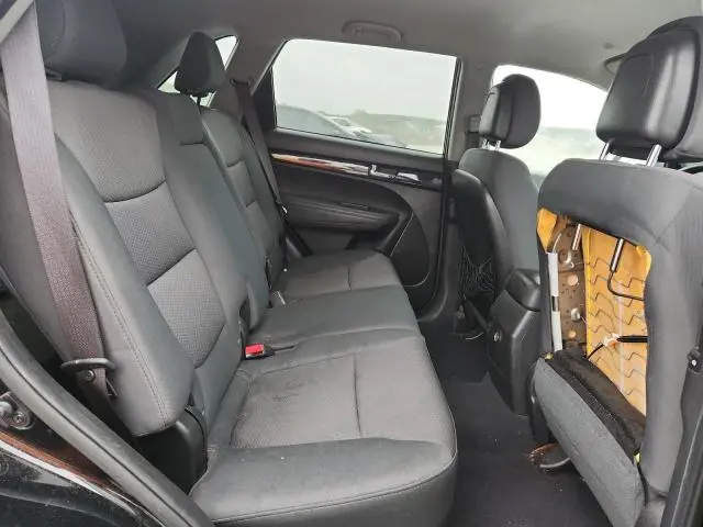 2012 KIA SORENTO BASE  
