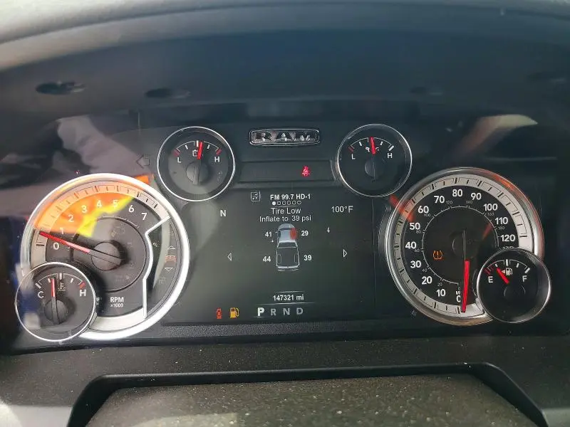 2018 RAM 1500 SLT  