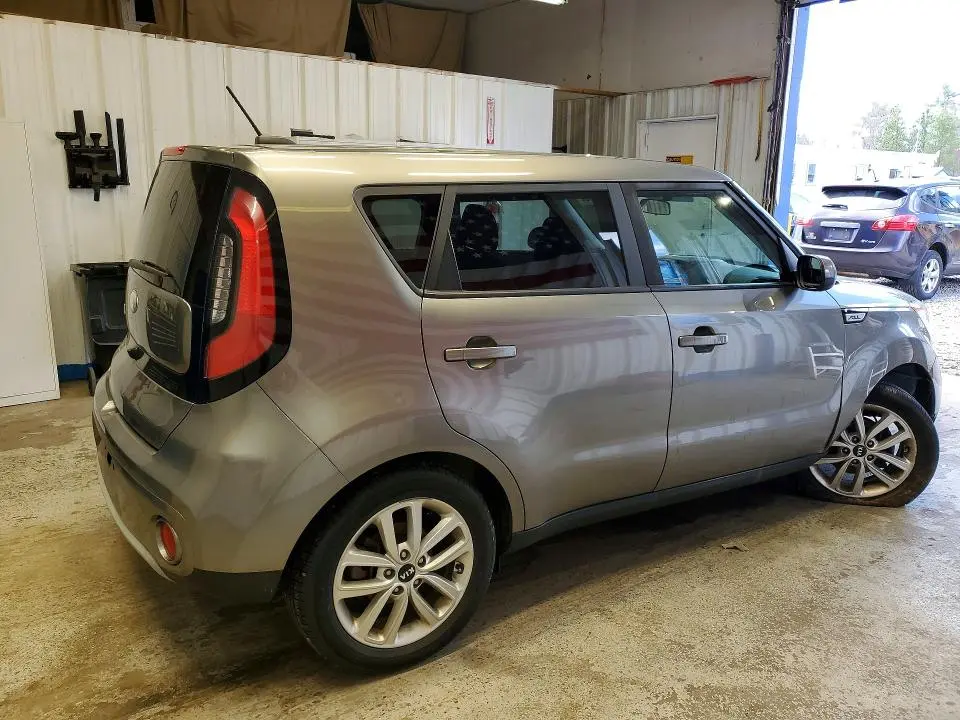 2019 KIA SOUL +  