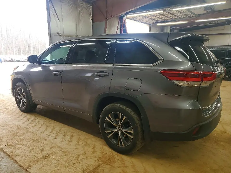 2018 TOYOTA HIGHLANDER LE PLUS  
