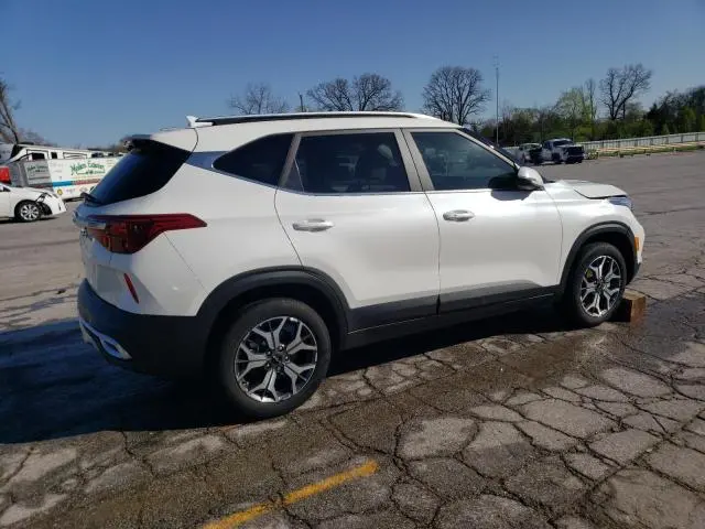 2023 KIA SELTOS EX  