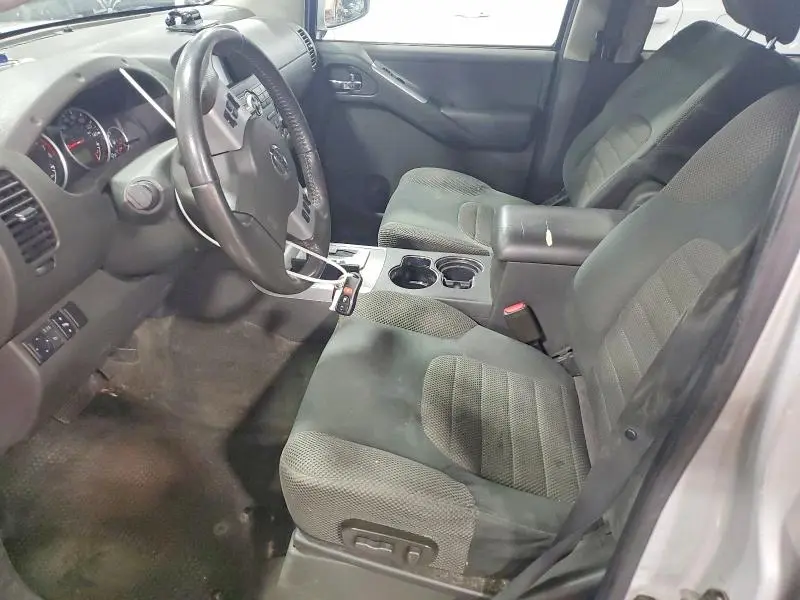 2012 NISSAN PATHFINDER S  