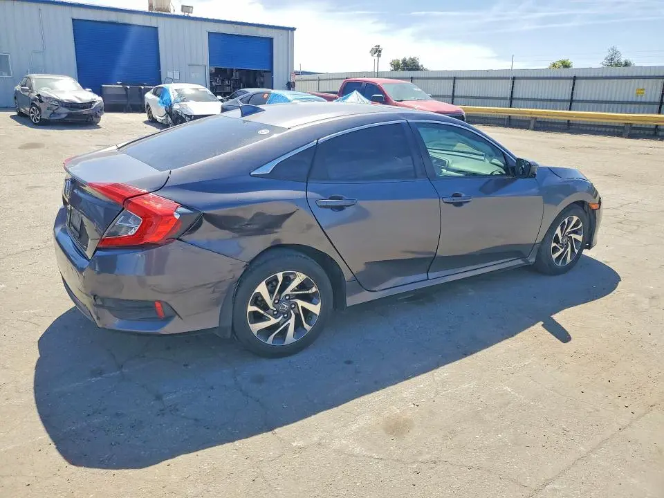 2018 HONDA CIVIC EX  