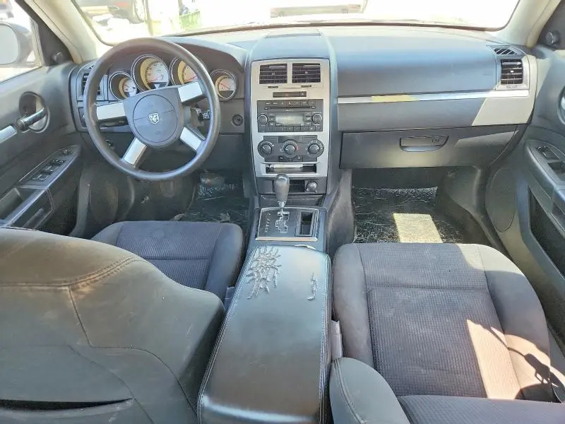 2010 DODGE CHARGER SXT  