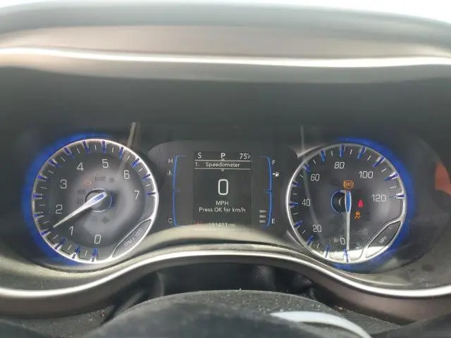 2020 CHRYSLER VOYAGER LXI