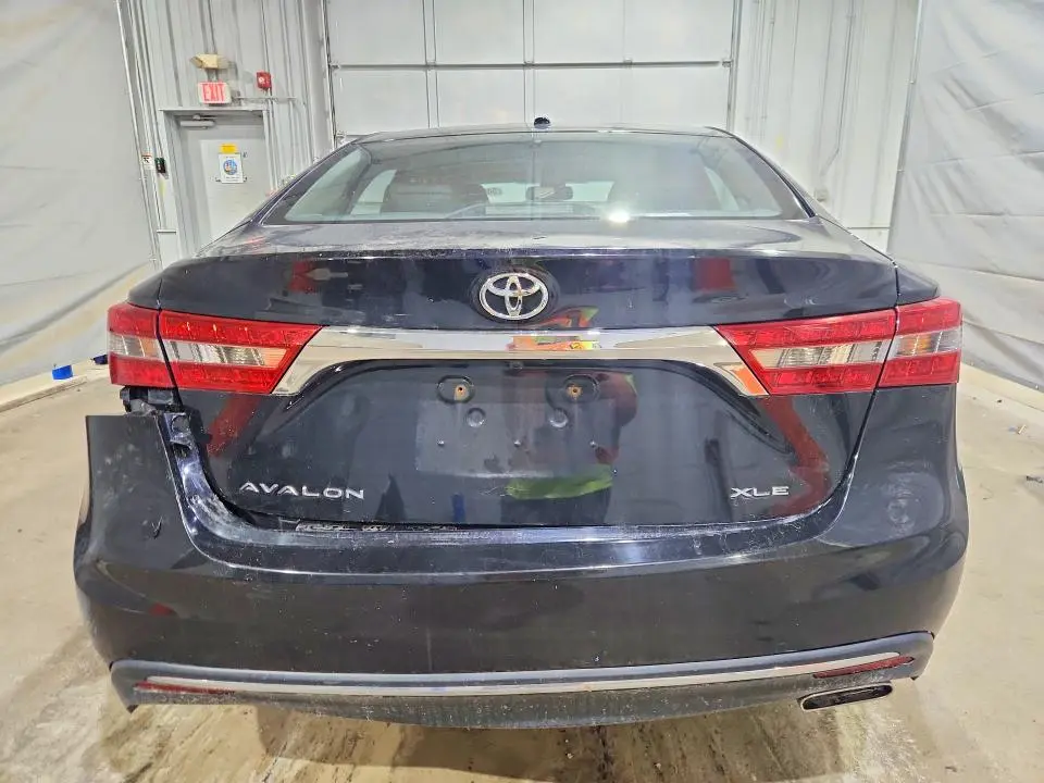 2017 TOYOTA AVALON XLE PLUS  