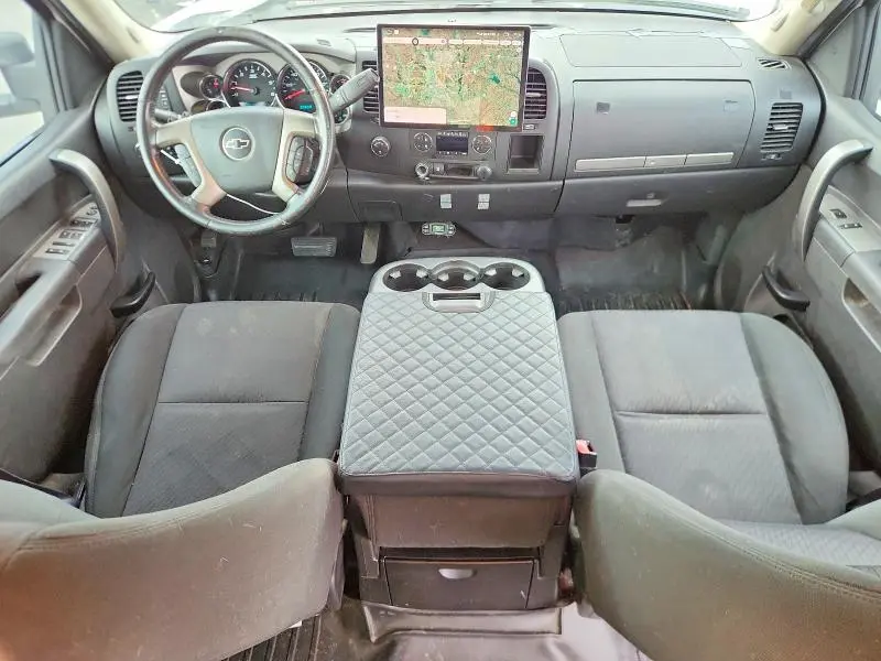 2011 CHEVROLET SILVERADO K1500 LT  