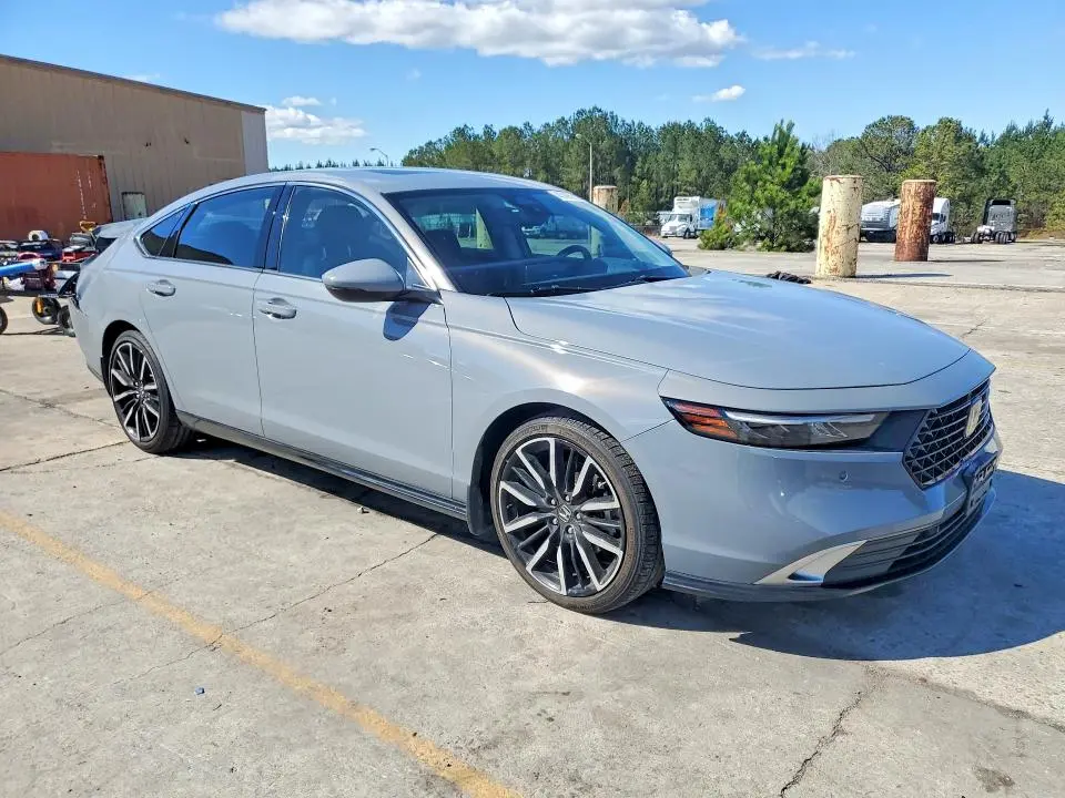 2023 HONDA ACCORD TOURING HYBRID  
