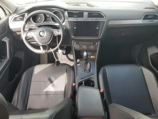 2021 VOLKSWAGEN TIGUAN SE  