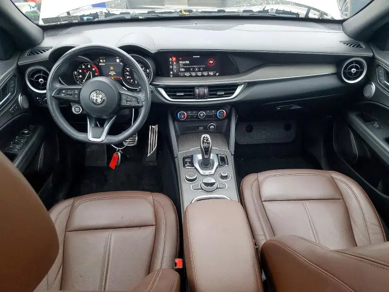 2022 ALFA ROMEO STELVIO TI  
