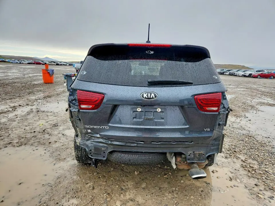 2020 KIA SORENTO S  