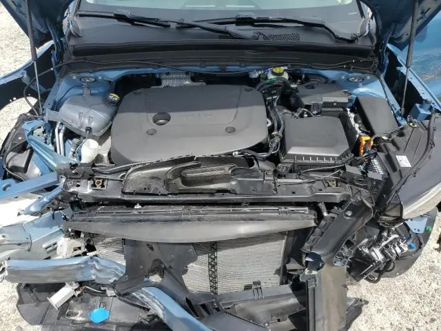 2023 VOLVO XC40 ULTIMATE  