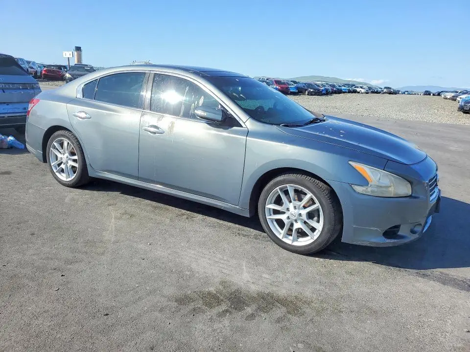 2010 NISSAN MAXIMA 3.5 S  