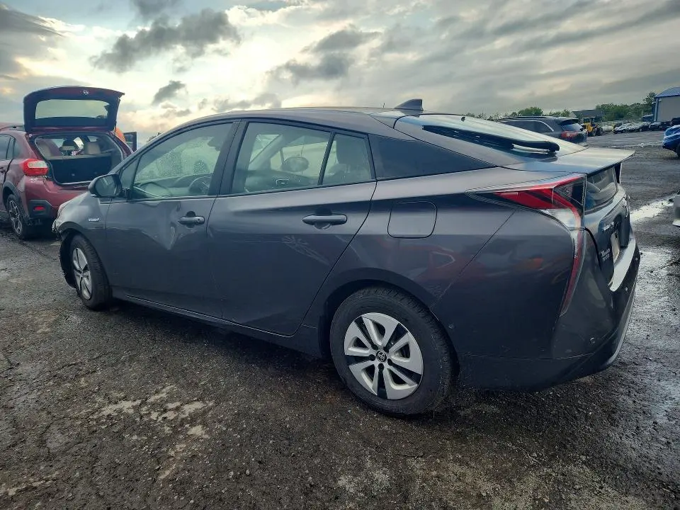 2017 TOYOTA PRIUS THREE  